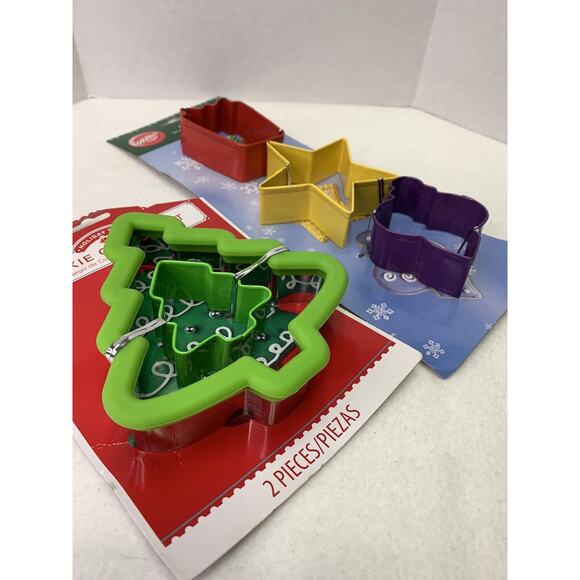 5 NOS Metal Christmas Cookie Cutters in Sets Tree Star Gift Ornament Wilton Plus - Picture 1 of 10